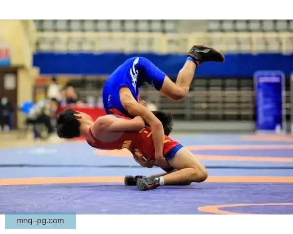 擂台争霸：摔跤巨人的对决篇